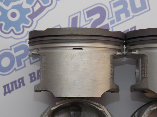 Поршни + кольца к-кт 4шт стандарт NISSAN CR12DE