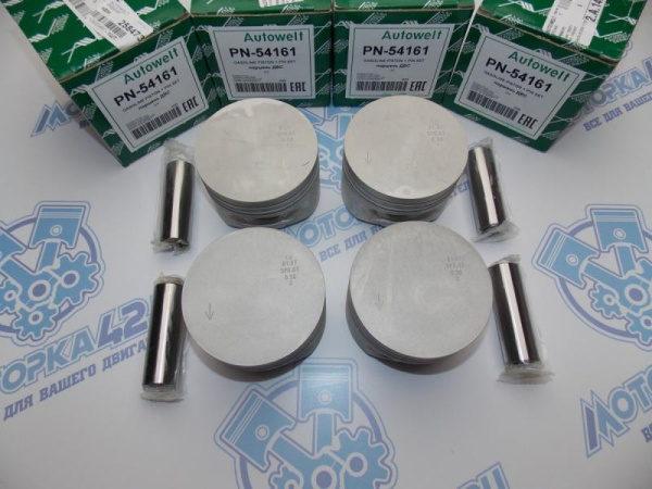 Поршни AW к-кт 4шт ремонт +0,50 FORD RDA, RKA MONDEO 1.8