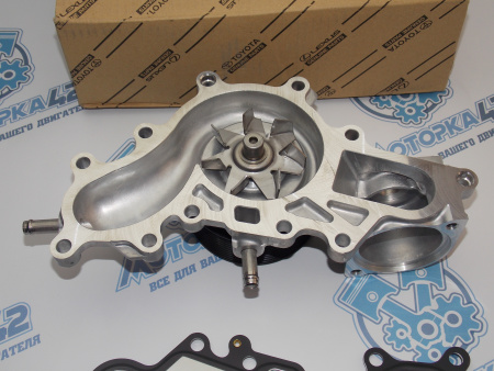 Насос водяной TOYOTA 1VD-FTV