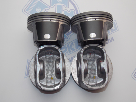 Поршни + кольца 4шт ремонт +0,50 TOYOTA 2SZ-FE II