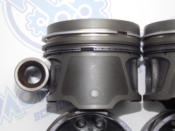 Поршни к-кт 4шт ремонт +0,50 RENAULT K9K 282 / 732 / 764 / 780 / 804 / 806 Euro4