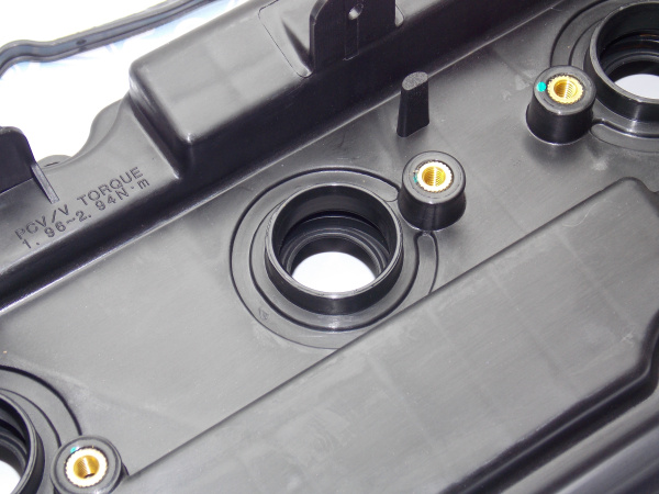 Крышка клапанов правая NISSAN VQ35DE