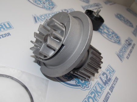 Комплект ремня ГРМ с помпой GM Aveo, Cruze 1,4 / 1,6