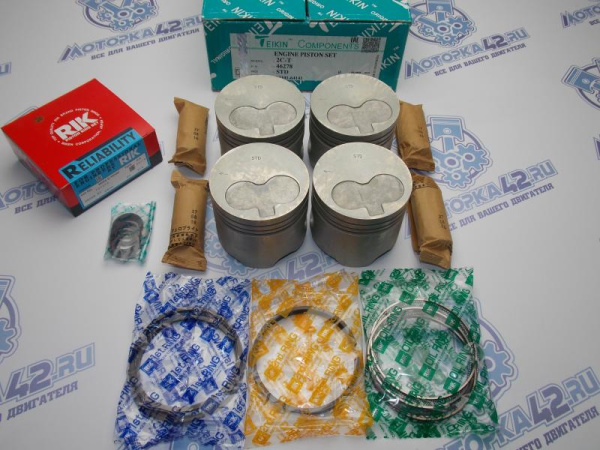 Поршни + кольца 4шт стандарт 2C, 2C-T TOYOTA