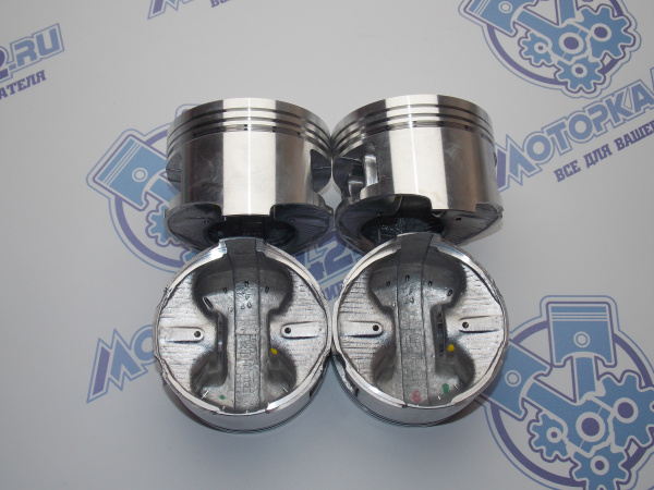 Поршни + кольца 4шт стандарт HONDA B20B 99-