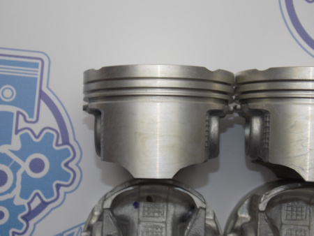 Поршни + кольца к-кт 4шт ремонт +1,00 MAZDA Z5