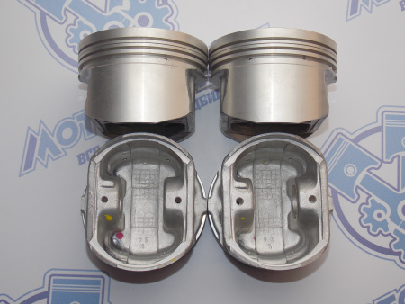 Поршни + кольца 4шт ремонт +0,50 Renault K4M