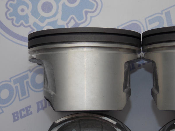 Поршни + кольца к-кт 4шт ремонт +1,00 NISSAN QG18DE