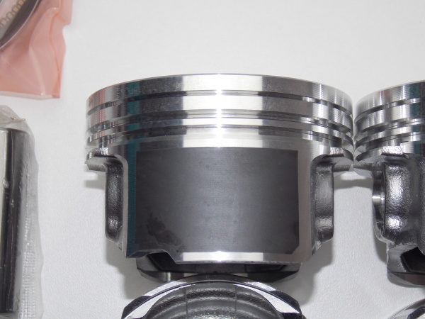 Поршни + кольца 4шт стандарт Chery Tiggo 2.0 без стопоров